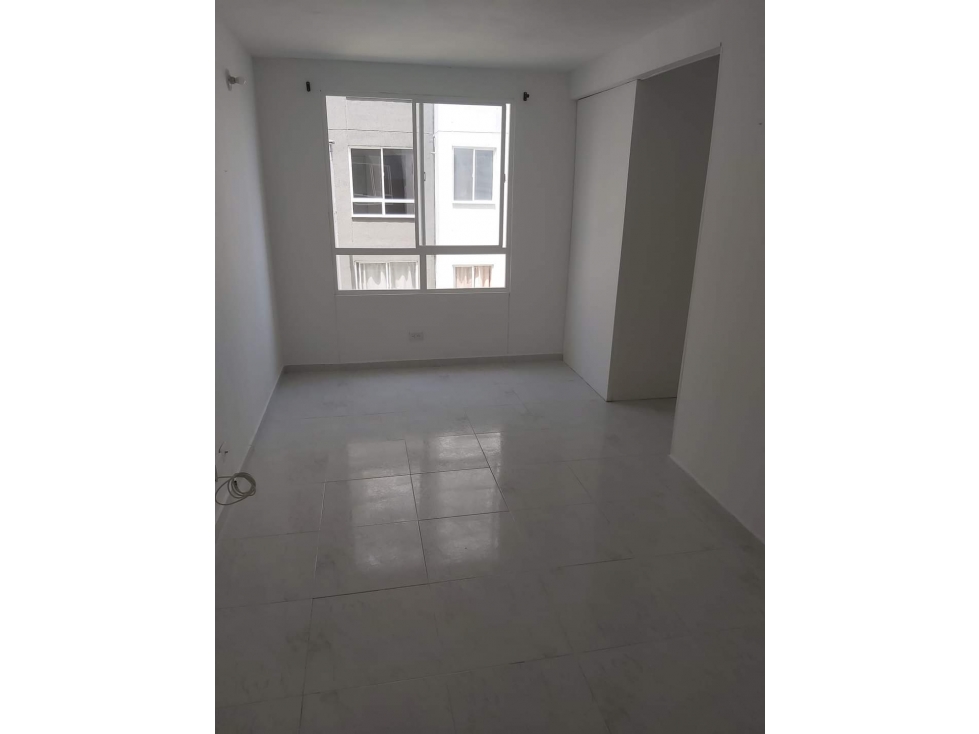 VENDO APARTAMENTO EN CR CEREZOS - CIUDAD DEL VALLE - 1
