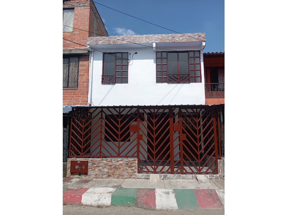 SE RENTA APARTAMENTO 2 PISO B/SEMBRADOR