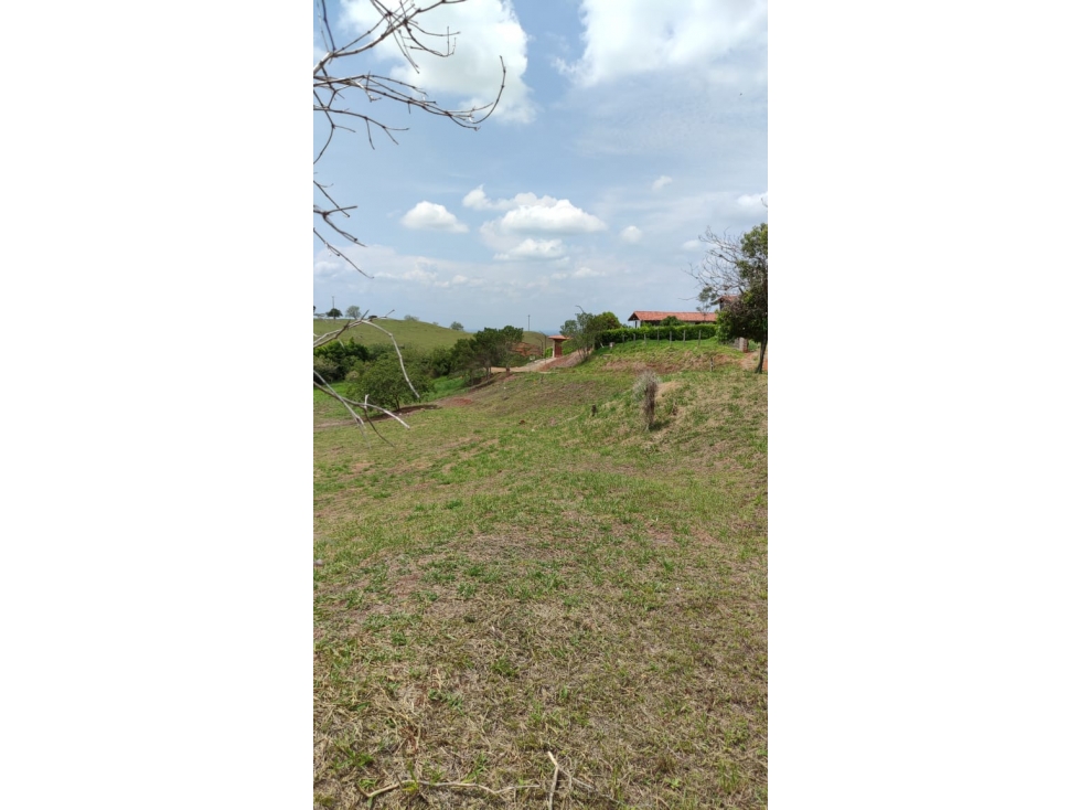 se vende lote / Acuarela la Buitrera — foto 3