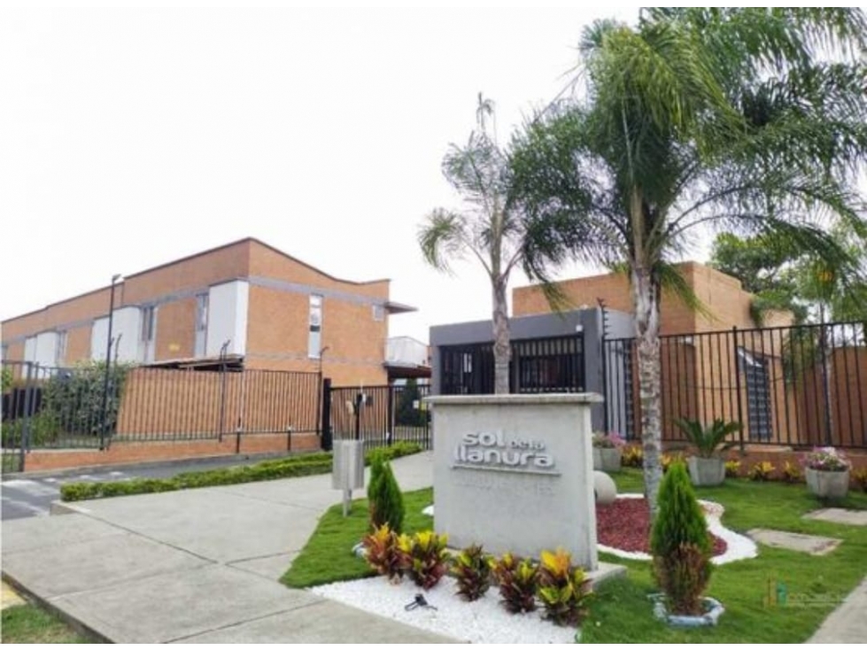 CASA EN VENTA CR SOL DE LA LLANURA