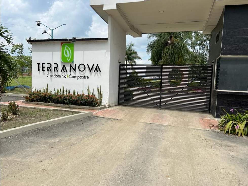SE VENDE LOTE EN CONJUNTO TERRANOVA