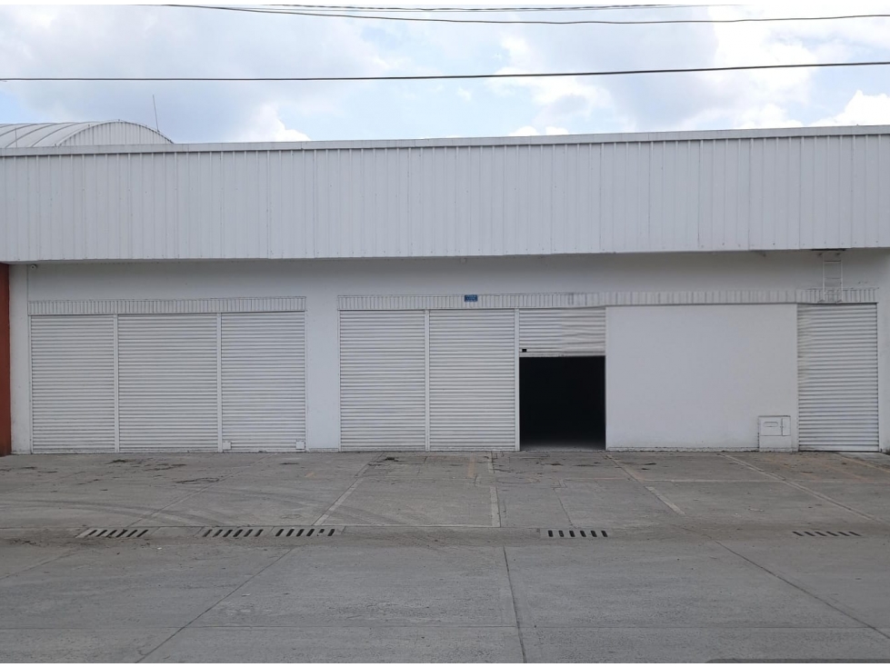 VENDO LOCAL COMERCIAL - 3
