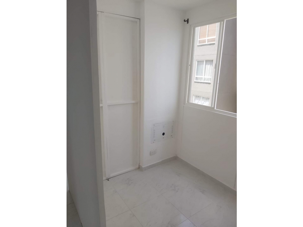 VENDO APARTAMENTO EN CR CEREZOS - CIUDAD DEL VALLE - 6
