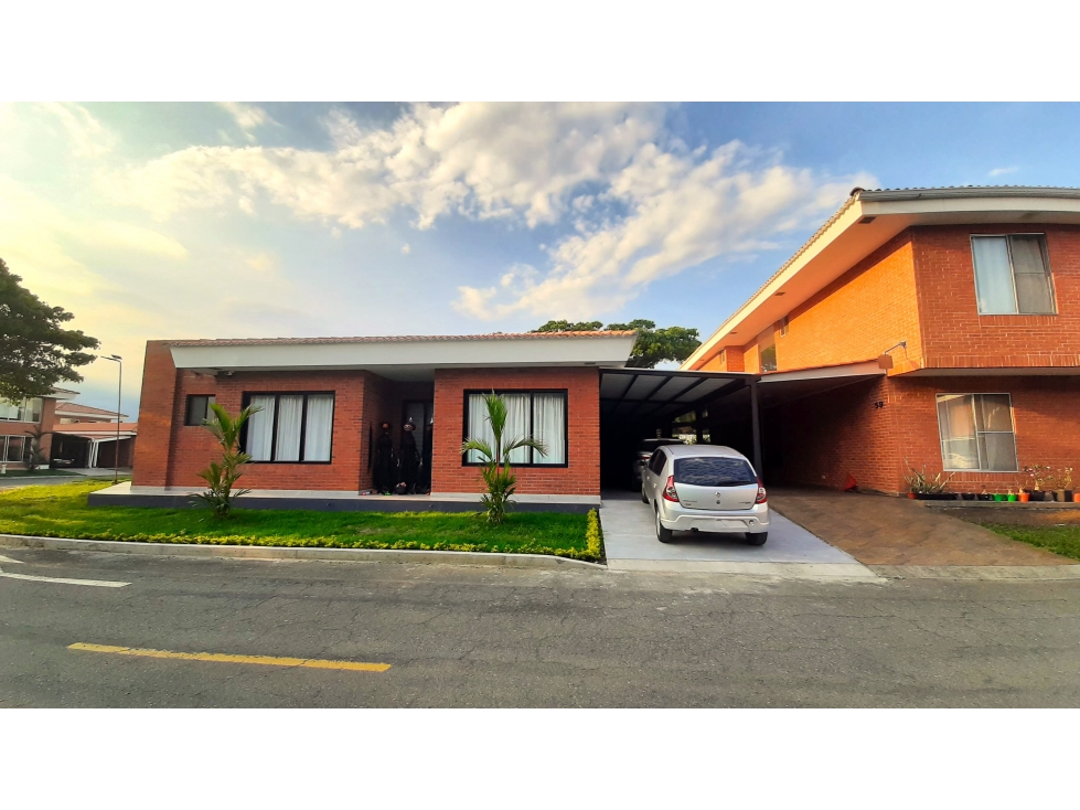 se vende casa / CR Pradera Jamundí
