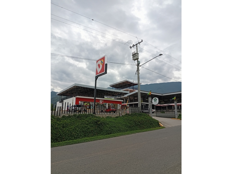 LOCAL EN ALQUILER 1 NIVEL / BUITRERA PLAZA - 2