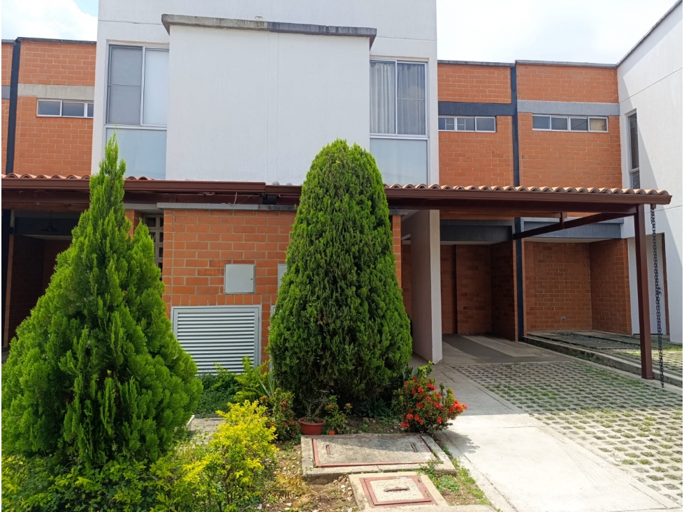 CASA EN VENTA CR SOL DE LA LLANURA — foto 2