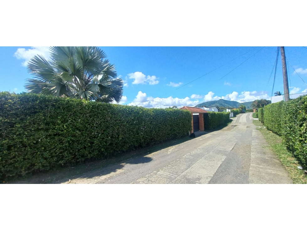 VENTA CASA CAMPESTRE 2 PISOS SECTOR COMBIA VIA MARSELLA, PEREIRA