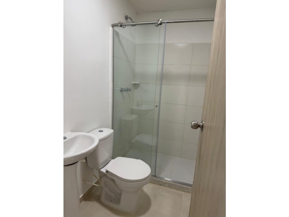 VENTA APARTAMENTO EN GALICIA PEREIRA PARA ESTRENAR EXCELENTE CONJUNTO — foto 3