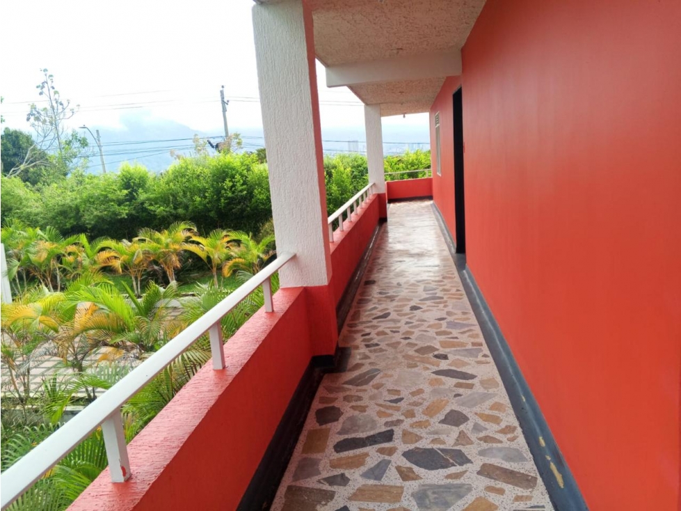 VENTA DE LOTE CON CASA FINCA EN EL SECTOR DE VILLAVERDE — foto 4