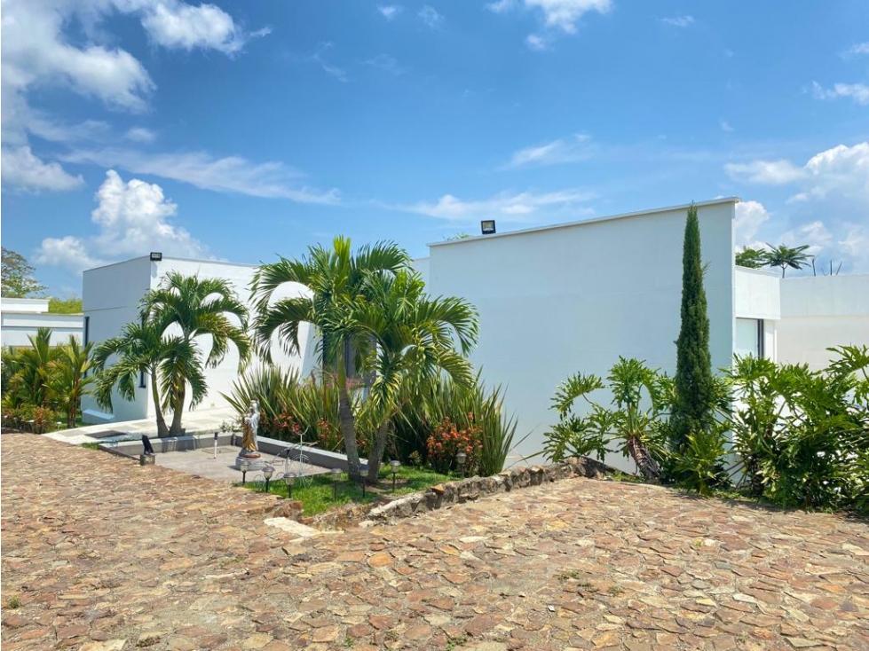 VENTA AMPLIA CASA CAMPESTRE CON OCHO HABITACIONES CERRITOS PEREIRA — foto 4
