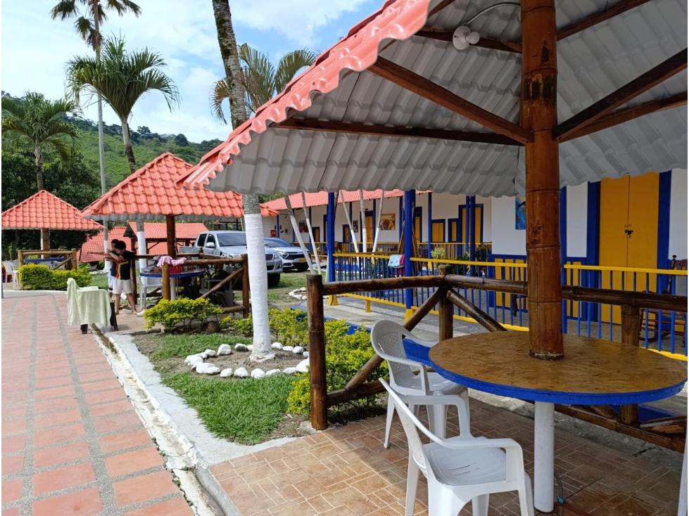 VENTA EXCLUSIVA FINCA TURISTICA VIA ALCALA — foto 3