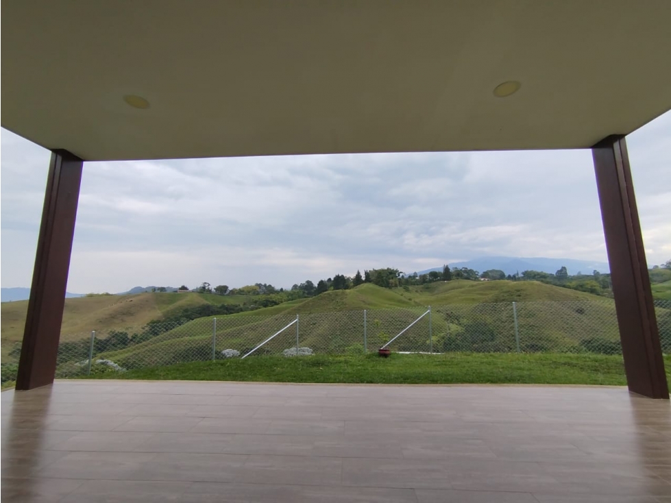 VENTA CASA CAMPESTRE CON HERMOSA VISTA SECTOR CONDINA - PEREIRA