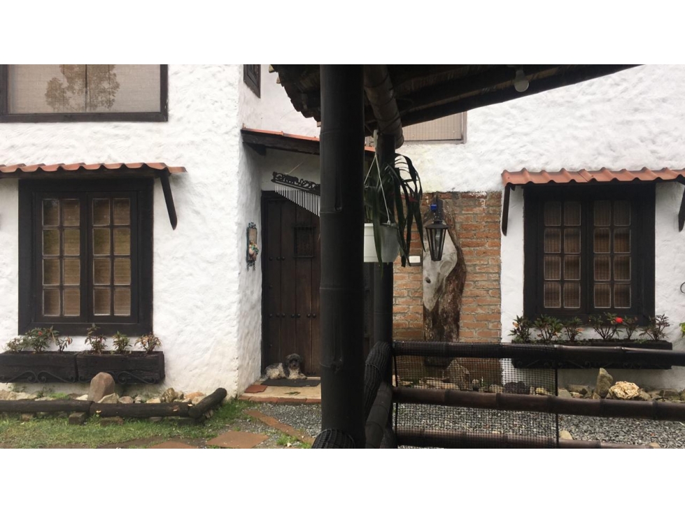 VENTA AMPLIA FINCA CON 4 CABAÑAS SANTA ROSA DE CABAL — foto 2