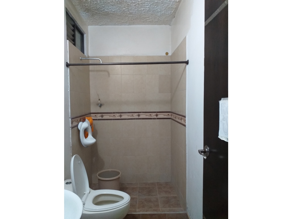 VENTA AMPLIA CASA OPCION DE INVERSION - EXCELENTE UBICACION PEREIRA — foto 4