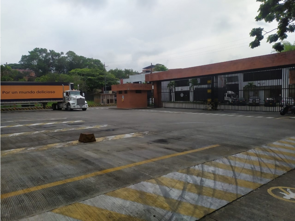 RENTA OFICINAS 369 MTS 2DO PISO MERCASA PEREIRA — foto 4