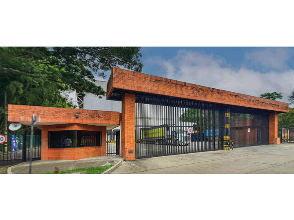 RENTA OFICINAS 369 MTS 2DO PISO MERCASA PEREIRA