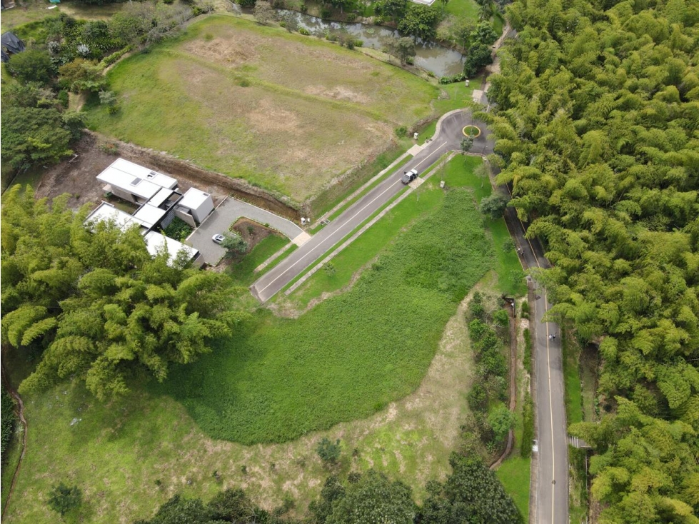 VENTA ESPECTACULAR LOTE EN CONDOMINIO CERRITOS PEREIRA — foto 2