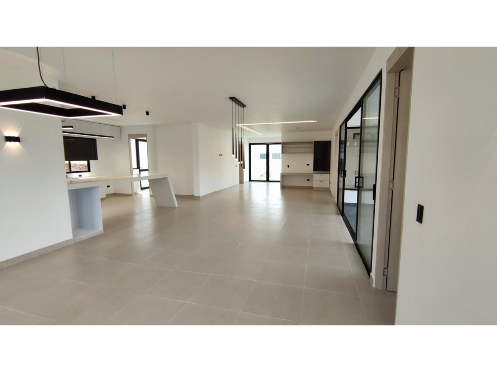 VENTA MODERNA CASA EN CERRITOS PEREIRA PARA ESTRENAR — foto 5