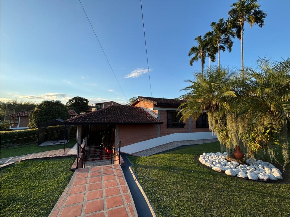 VENTA CASA CAMPESTRE PUEBLITO CAFETERO PEREIRA