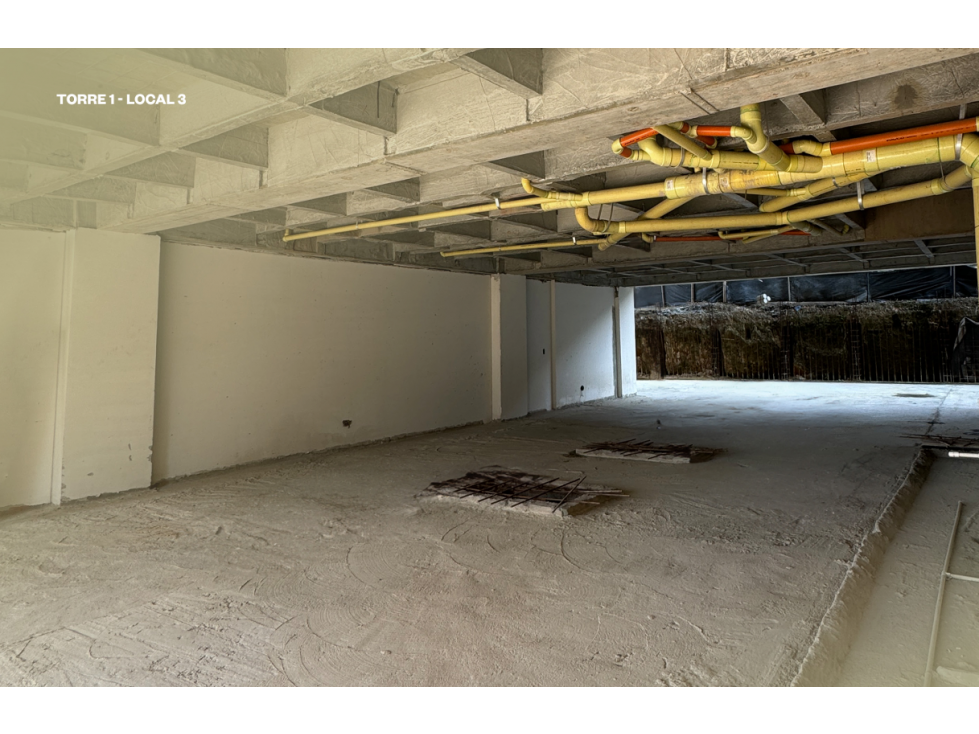 RENTA LOCAL COMERCIAL EN LA AVENIDA 30 DE AGOSTO PEREIRA — foto 2