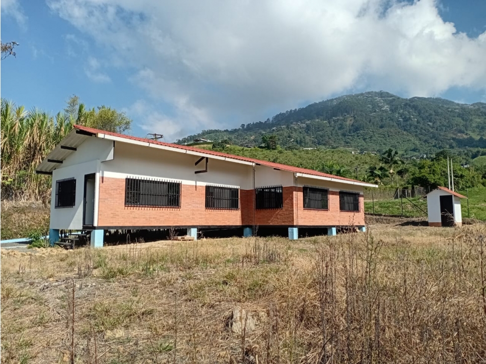 VENTA CASA EN PARCELACION DOSQUEBRADAS