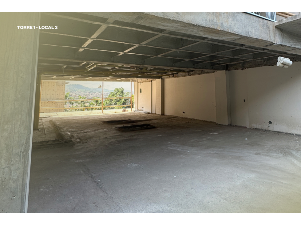 RENTA LOCAL COMERCIAL EN LA AVENIDA 30 DE AGOSTO PEREIRA — foto 3