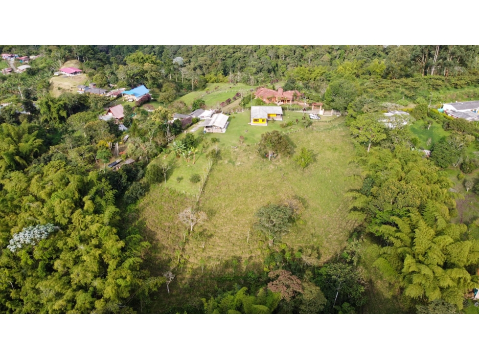 VENTA HERMOSA FINCA EN RESERVA BARBAS BREMEN PEREIRA