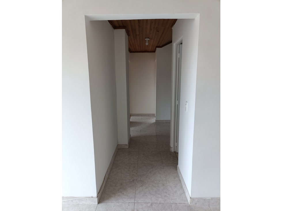 Apartamento en Modelia — foto 4