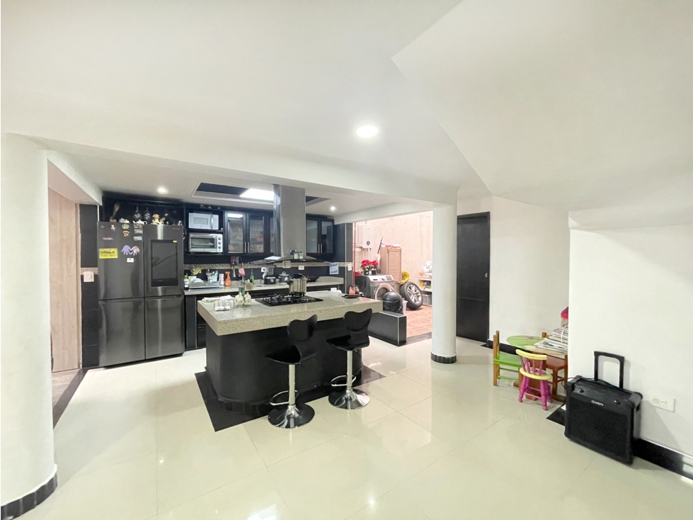 VENTA Casa Medellín, Malibu al lado de la unidad deportiva de belen — foto 5
