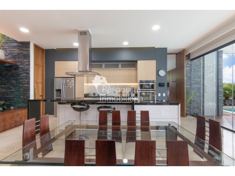 Venta Casa con piscina privada. El Poblado, La Calera, Medellín — foto 6