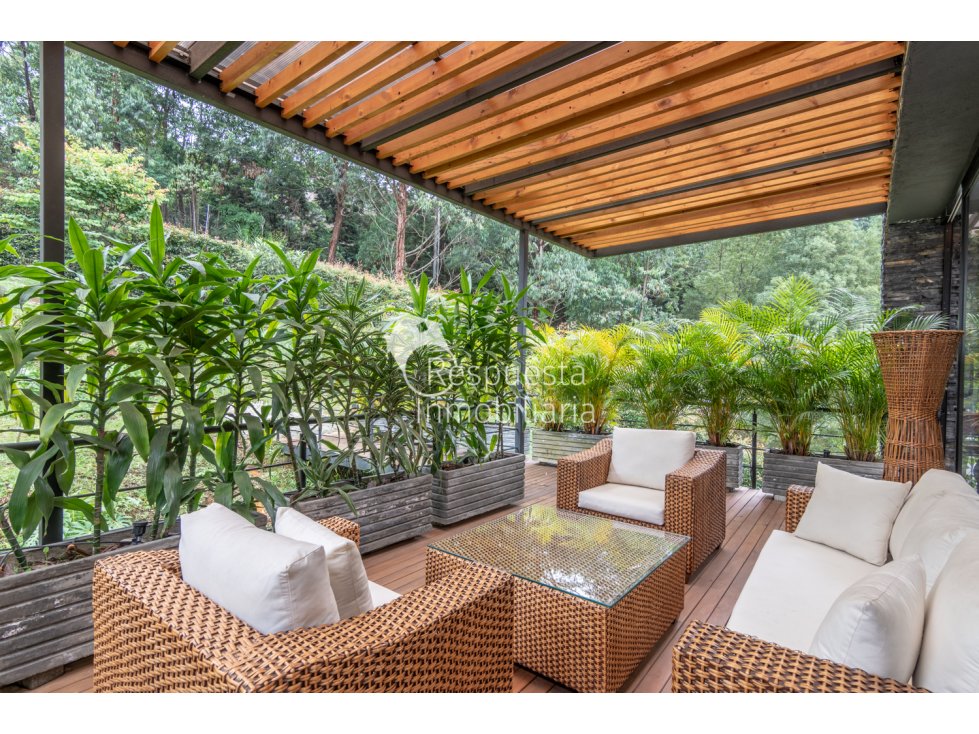 Venta Casa con piscina privada. El Poblado, La Calera, Medellín — foto 4