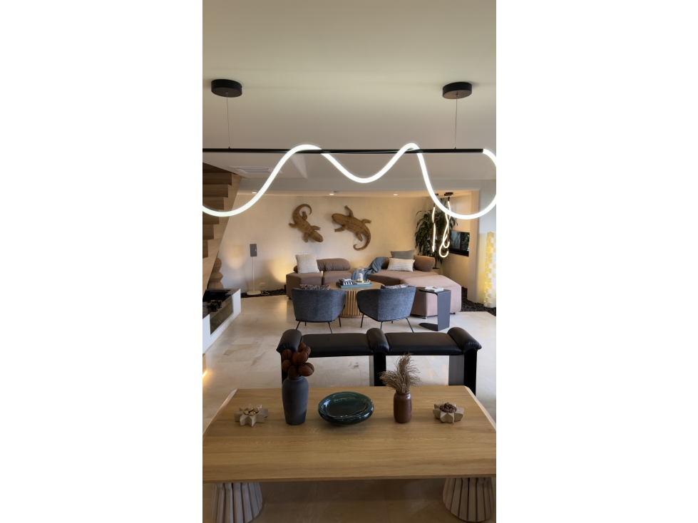 Penthouse de lujo amoblado en Milla de Oro| 315 m² en 3 niveles — foto 4