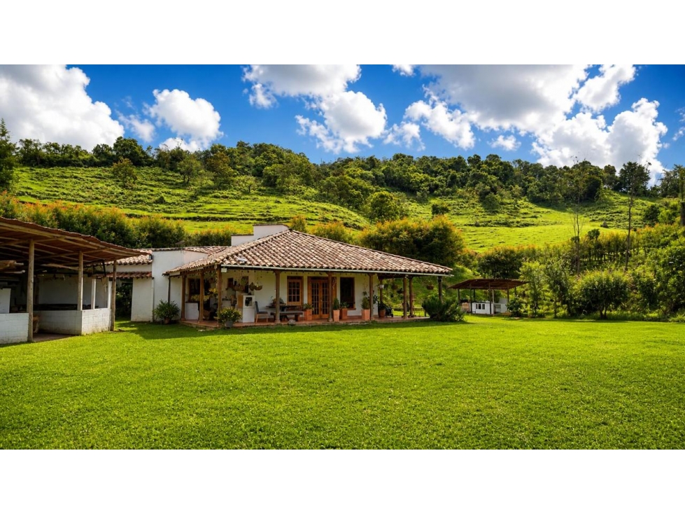 Finca de 2 Hectareas en el Peñol Antioquia - 2