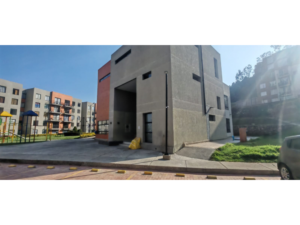 APARTAMENTO EN VENTA EN MADRID CONJUNTO ALTOS DE MADRID
