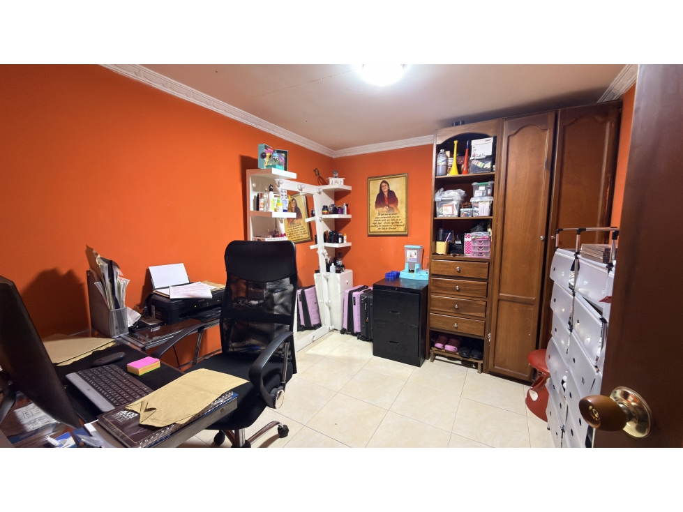 CASA EN VENTA EN EL CENTRO DE FACATATIVA CUNDINAMARCA - 3