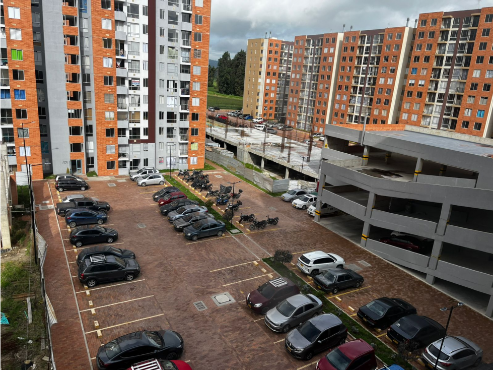 APARTAMENTO EN VENTA EN MADRID CONJUNTO VERDE VIVO — foto 5