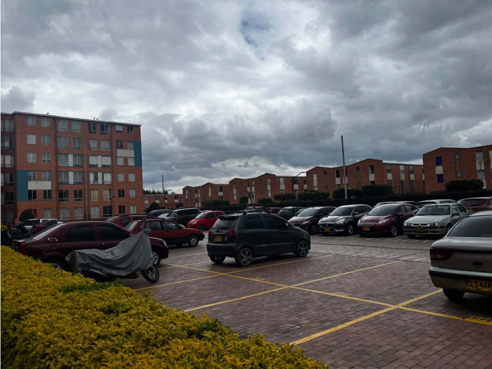 APARTAMENTO EN VENTA EN MADRID CONJUNTO ZARAGOZA MANZANA 2 — foto 5
