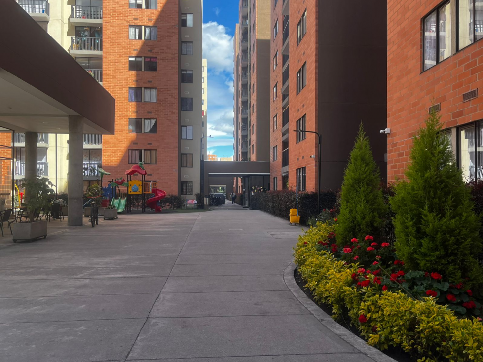 APARTAMENTO EN VENTA MADRID CONJUNTO FONTANA 3 — foto 3