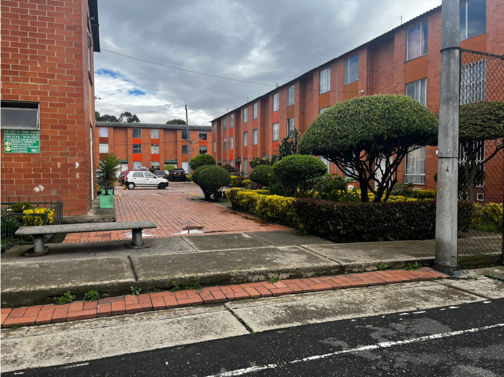 APARTAMENTO EN VENTA EN MOSQUERA CONJUNTO EL TREBOL MANZANA 7 — foto 3