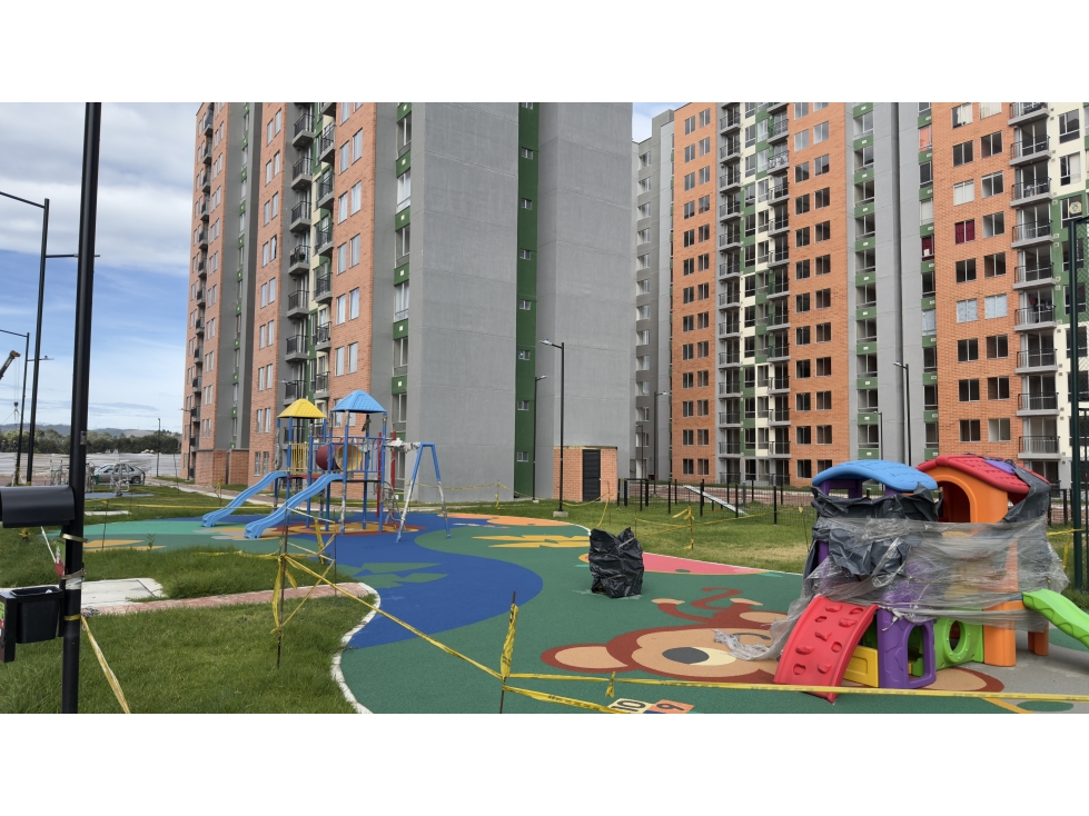 APARTAMENTO EN ARRIENDO EN MADRID CUNDINAMARCA CONJUNTO VERDE PINO — foto 3