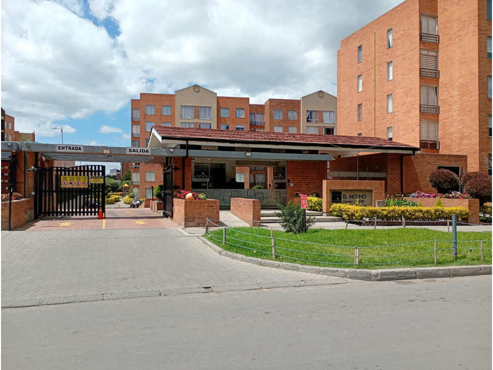 APARTAMENTO EN VENTA EN MADRID CONJUNTO MOLINO
