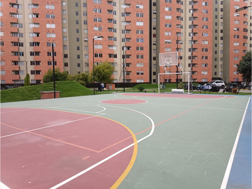 APARTAMENTO EN VENTA EN MADRID CONJUNTO FONTANA 1 — foto 4
