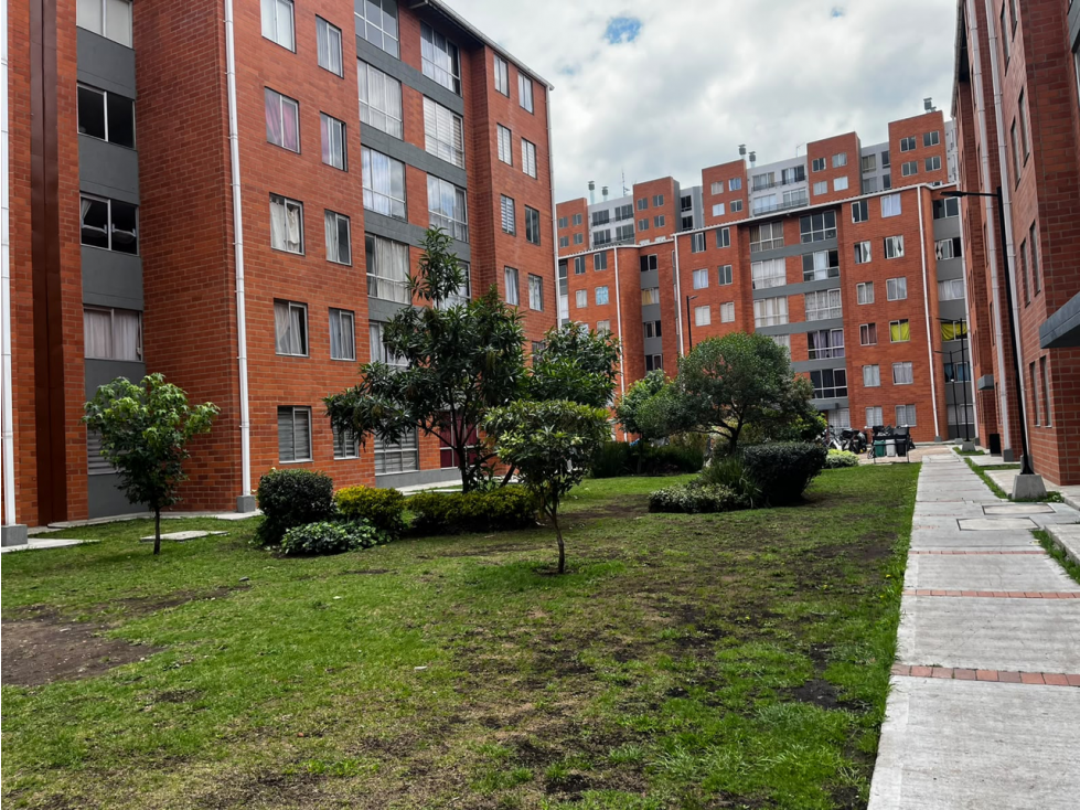 APARTAMENTO EN VENTA EN MADRID CONJUNTO PISTACHO — foto 4