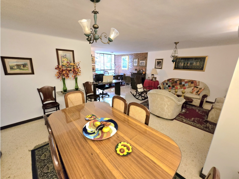 VENDO AMPLIO APARTAMENTO EN CONQUISTADORES — foto 5