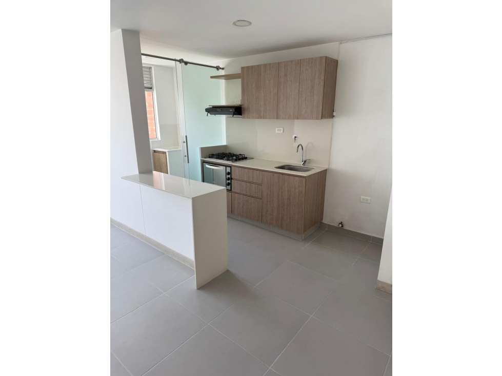 VENDO HERMOSO APARTAMENTO EN SURAMERICA