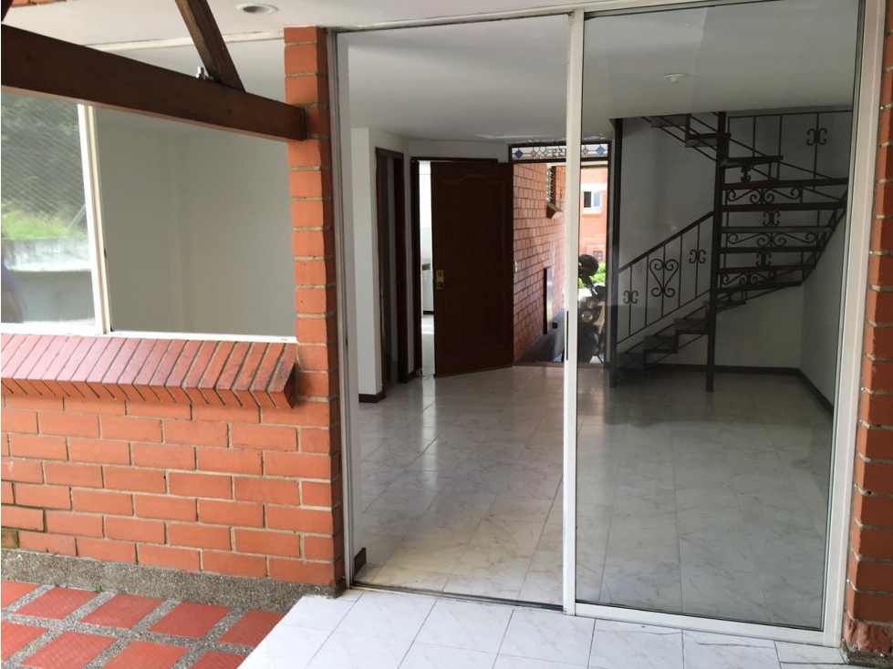 VENDO HERMOSA CASA EN BELEN LA PALMA
