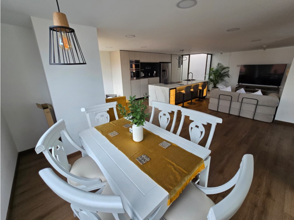 VENDO HERMOSO PENTHOUSE EN LAURELES — foto 6