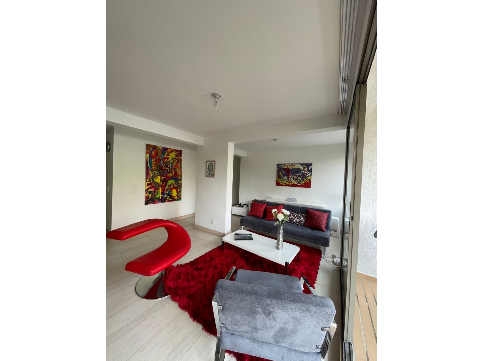 VENDO HERMOSO APARTAMENTO EN LA LOMA DE LOS BERNAL — foto 2