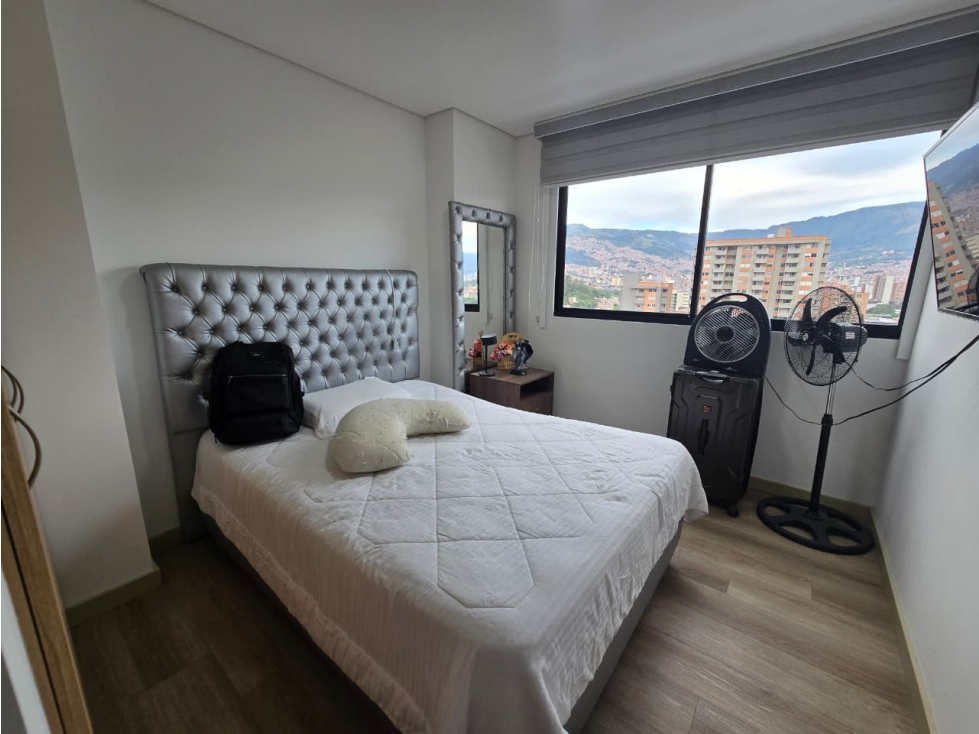 VENDO HERMOSO APARTAMENTO EN LOS COLORES — foto 6