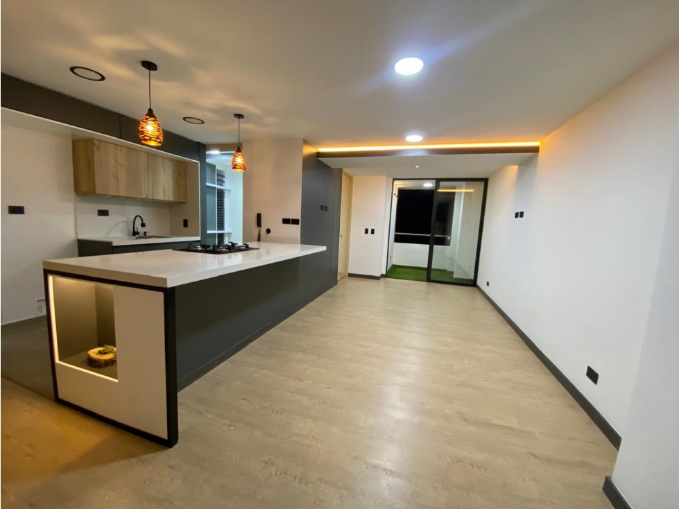 VENDO HERMOSO APARTAMENTO EN LAURELES